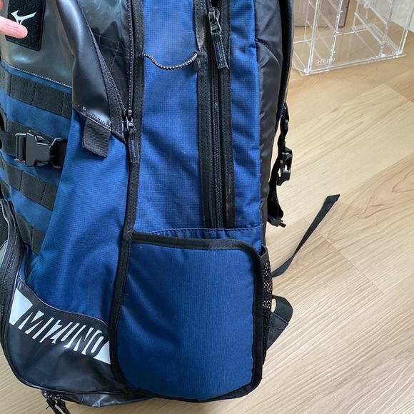 Mizuno Baseball Backpack - Picture 9 of 10